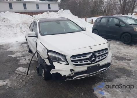 2020 Mercedes-Benz Gla 250 4Matic z USA, uszkodzony, nr VIN WDCTG4GB5LJ658865